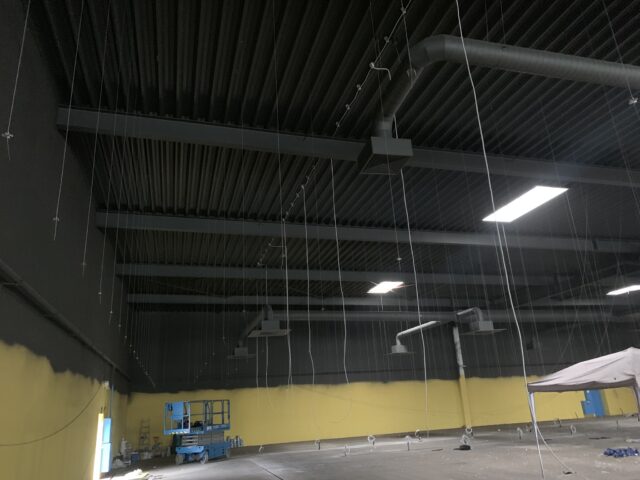 Industriebeschichtung an Hallendecke